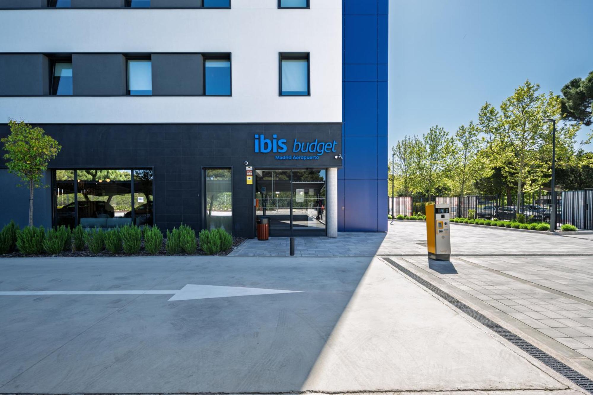 Ibis Budget Madrid Aeropuerto Exterior foto